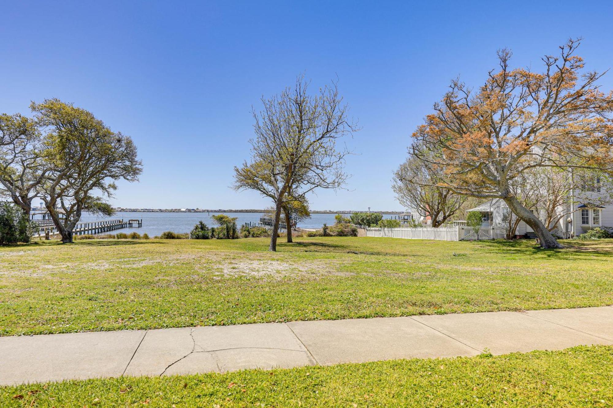 Waterfront Crystal Coast Vacation Rental Getaway! Морхед Сити Екстериор снимка
